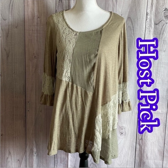✅Host Pick✅ 𝅺CalStyle Asymmetrical Tunic Top, Large - Picture 1 of 9